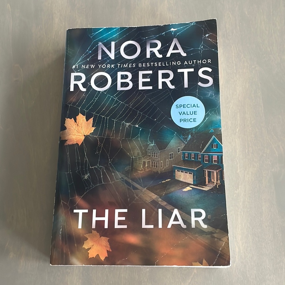 Nora Robert’s “The Liar” Large Softcover Book